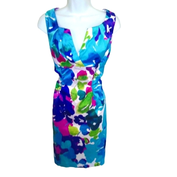 Vintage plus size floral dress. 14